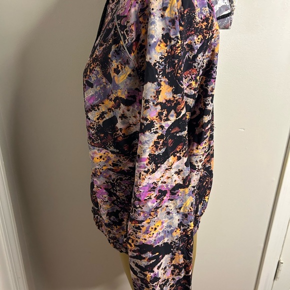 Fabletics Multicolor Abstract Jacket - Picture 7 of 16